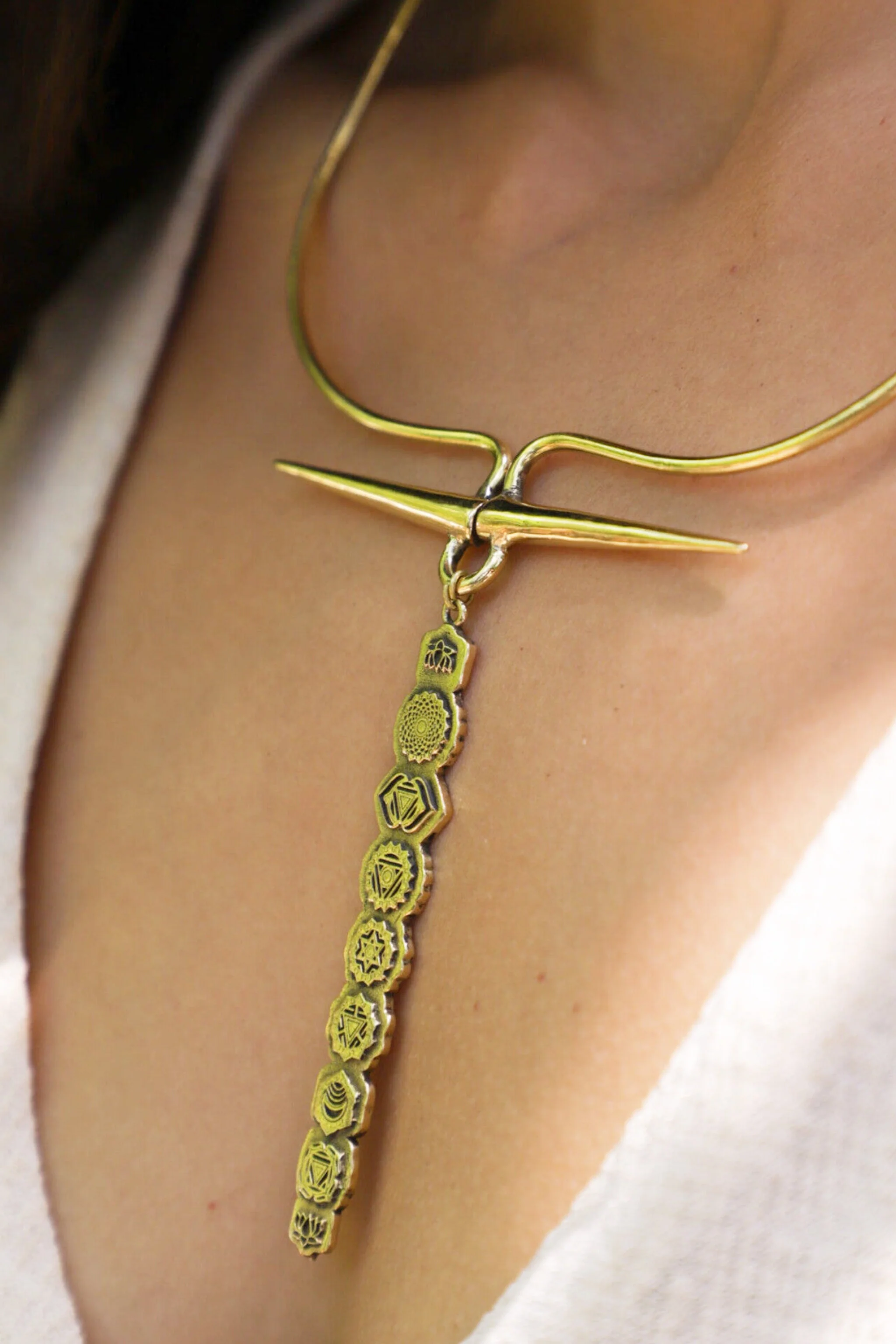 Chakra beaten necklace - Image 2