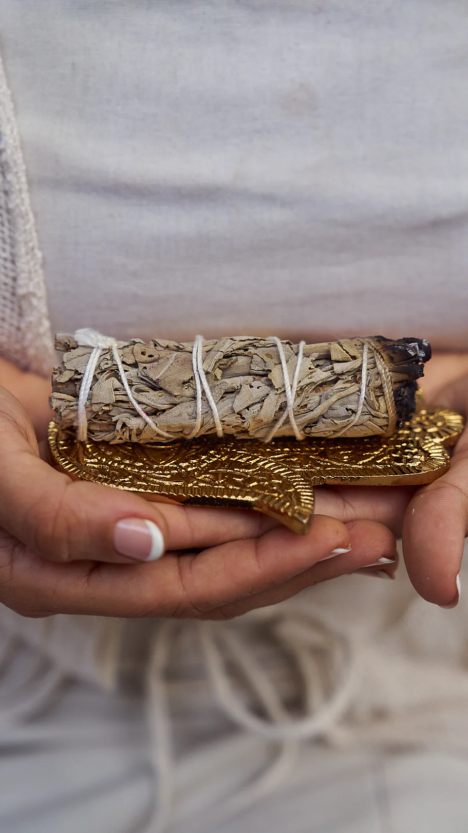 Hamsa tray and incense holder - Image 3
