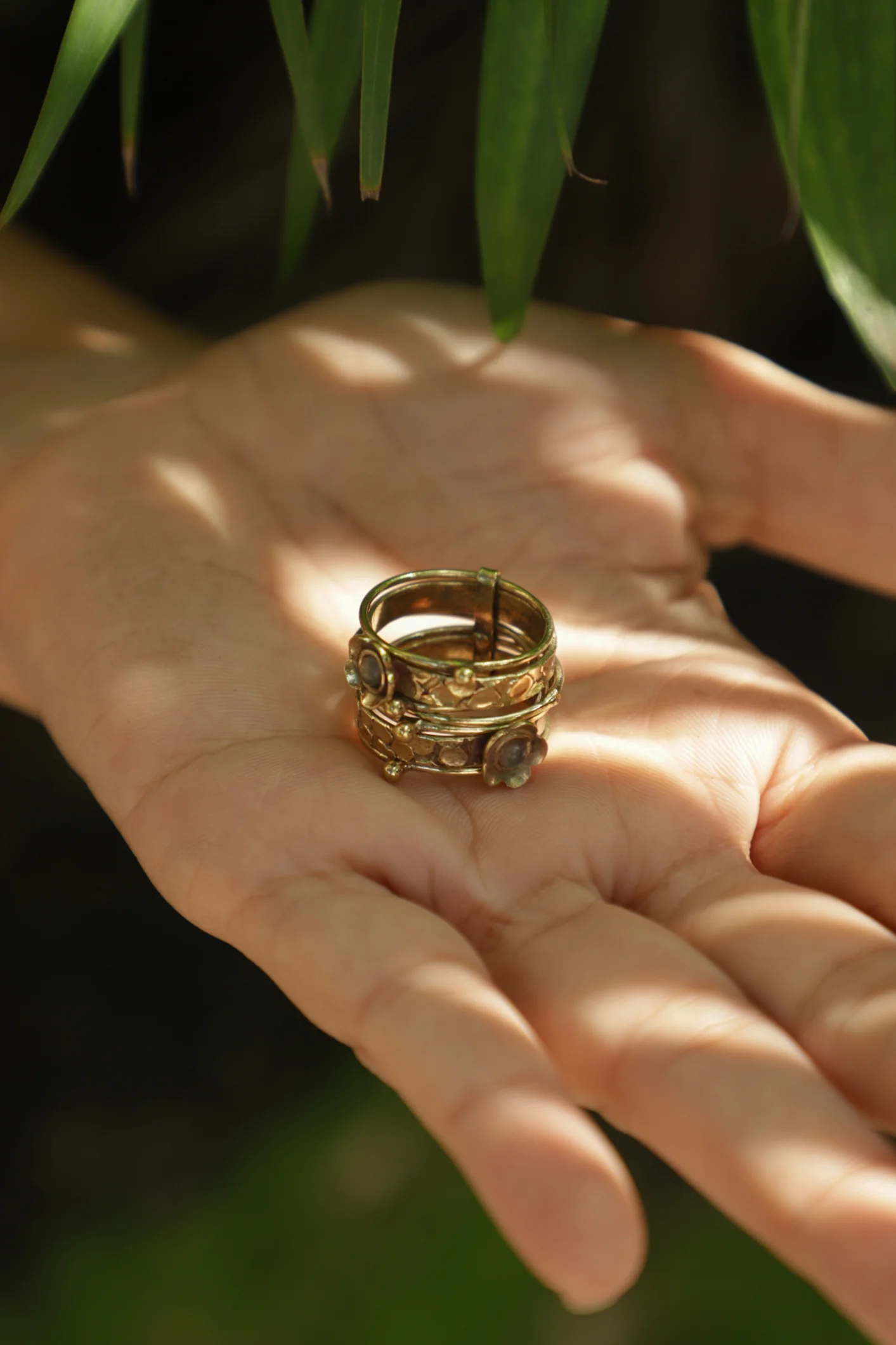 Labradorite stackable brass ring - Image 3