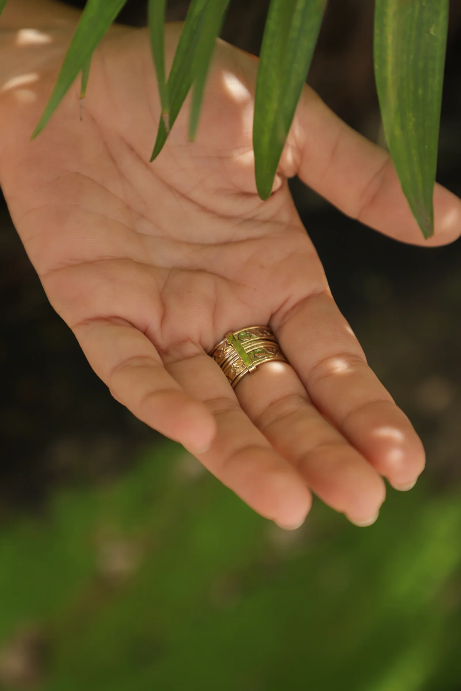 Labradorite stackable brass ring - Image 5