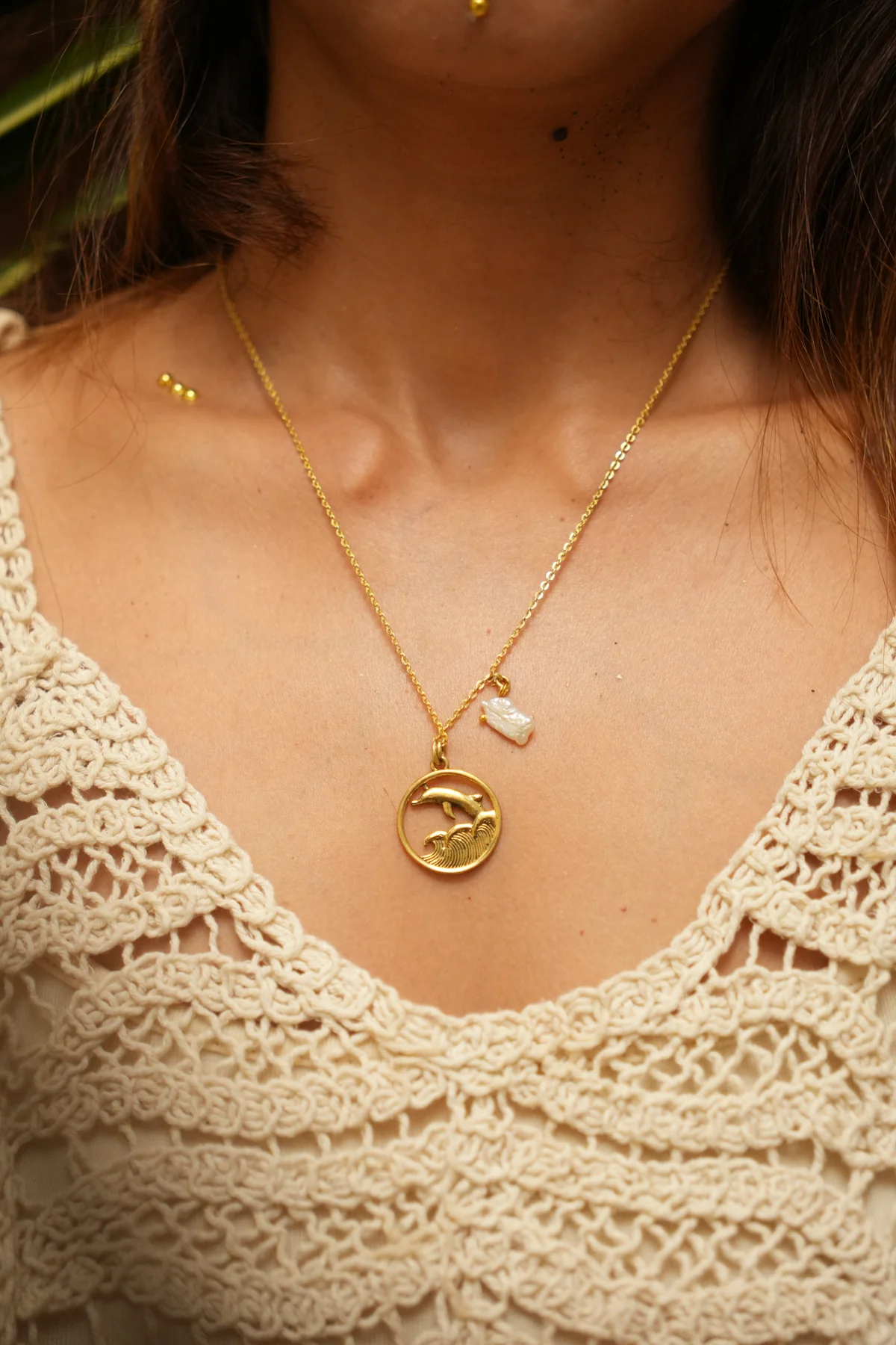 Dolphin pearl necklace - Image 2